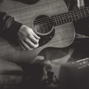 女闺蜜把我腿打开摸到尿失禁视频
